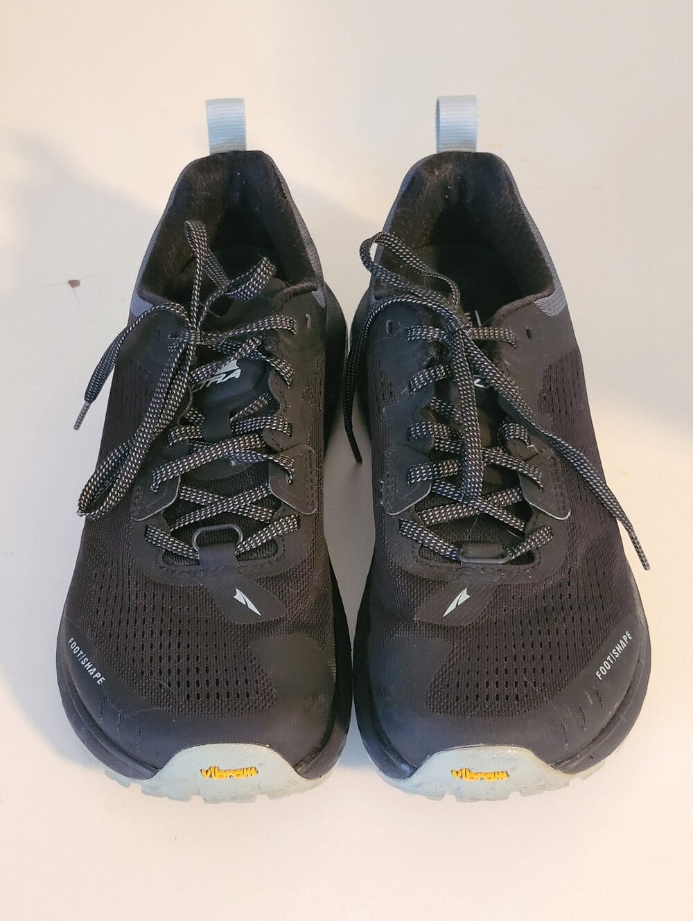 Altra Olympus 4 Women's sz 8.5 Trail Runners Running HIking Shoes Black Blue